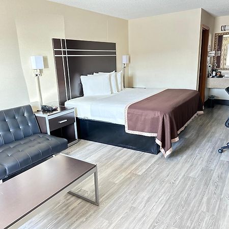 Deluxe Inn - Fayetteville I-95 Ngoại thất bức ảnh