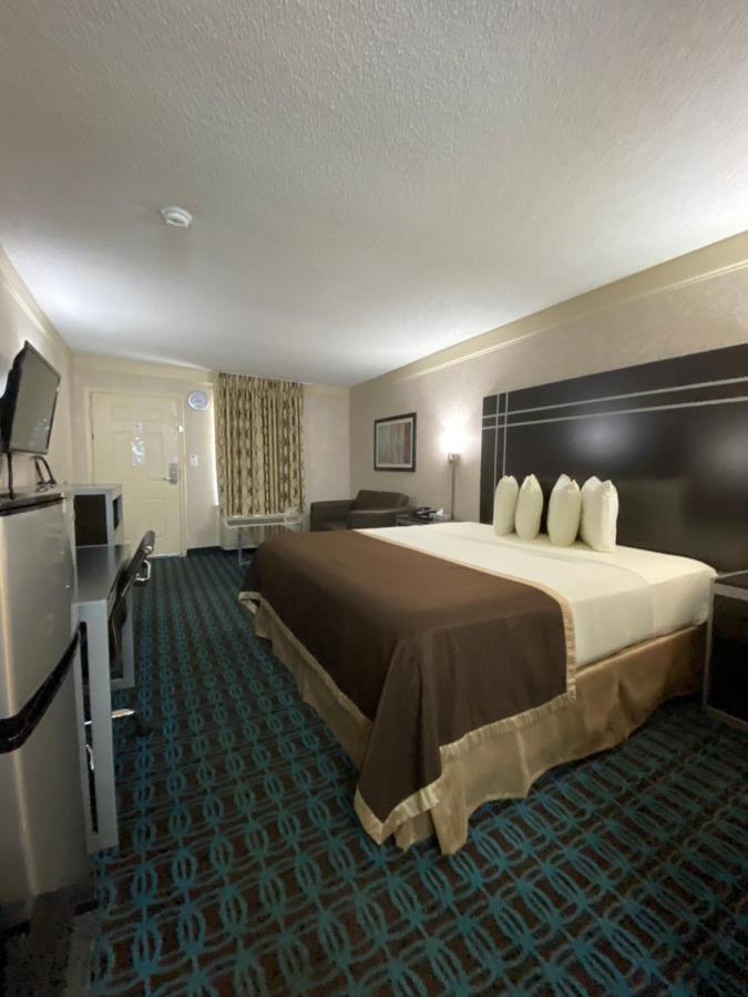 Deluxe Inn - Fayetteville I-95 Ngoại thất bức ảnh
