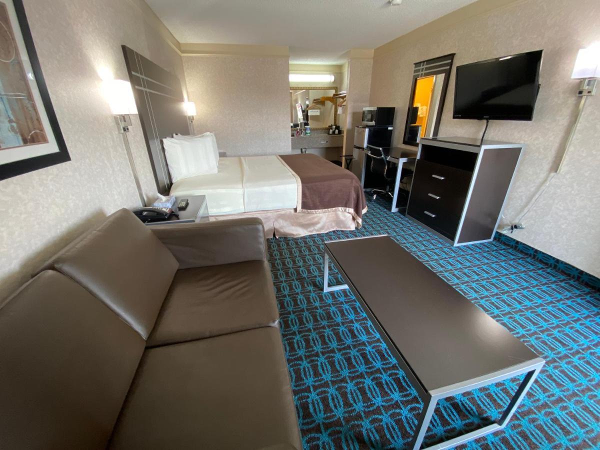 Deluxe Inn - Fayetteville I-95 Ngoại thất bức ảnh