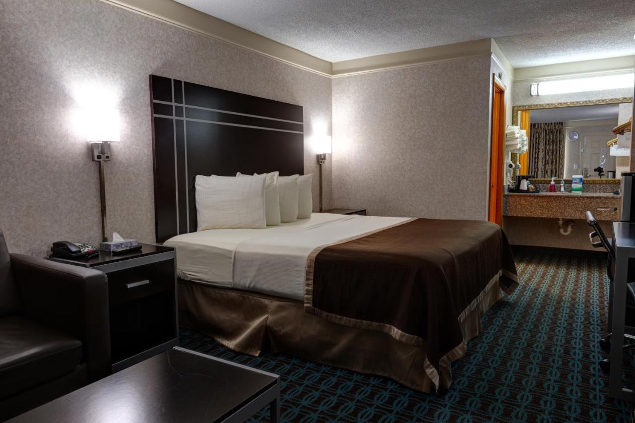 Deluxe Inn - Fayetteville I-95 Ngoại thất bức ảnh