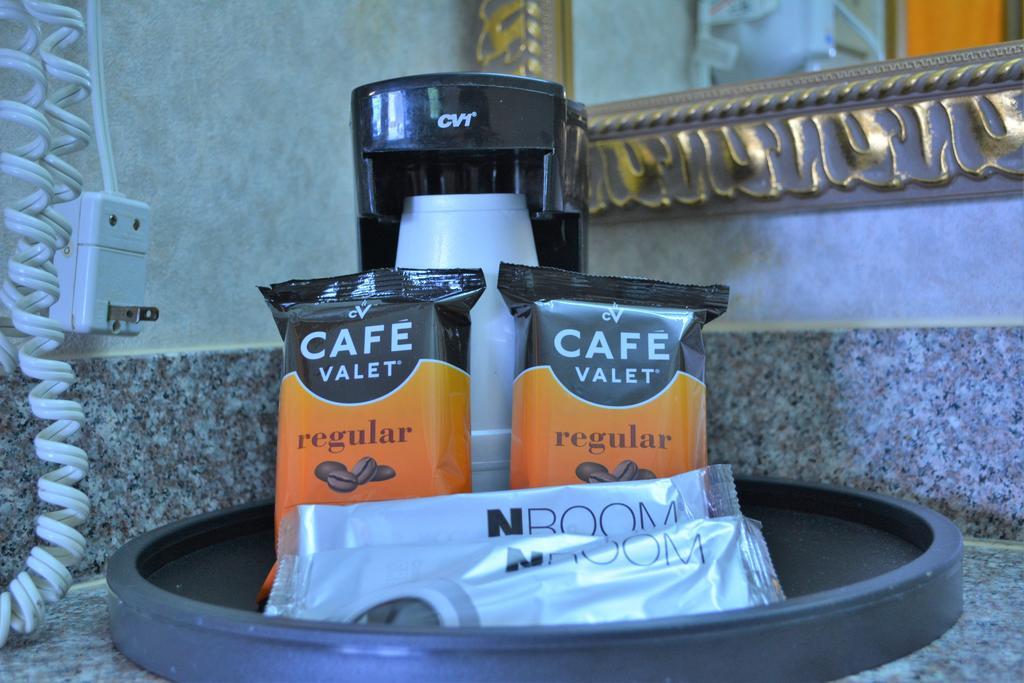 Deluxe Inn - Fayetteville I-95 Ngoại thất bức ảnh