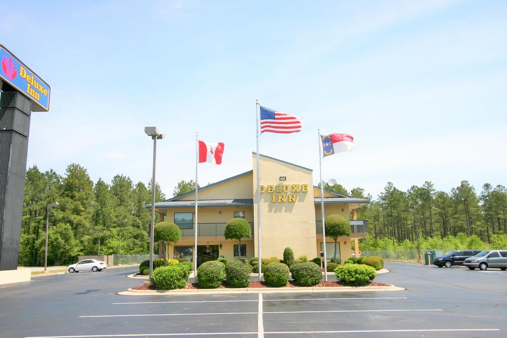 Deluxe Inn - Fayetteville I-95 Ngoại thất bức ảnh