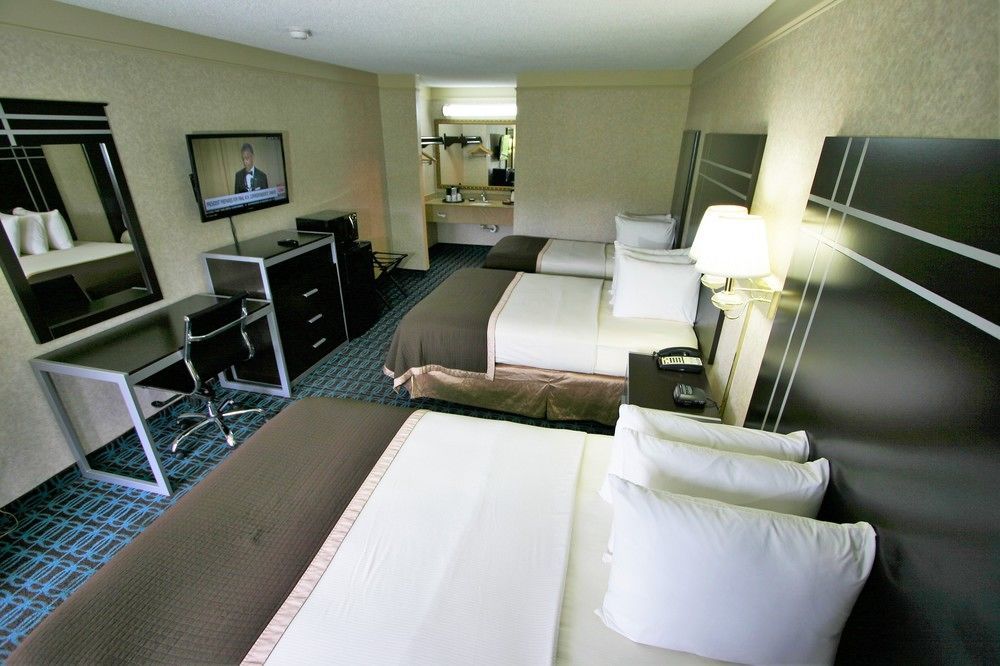 Deluxe Inn - Fayetteville I-95 Ngoại thất bức ảnh